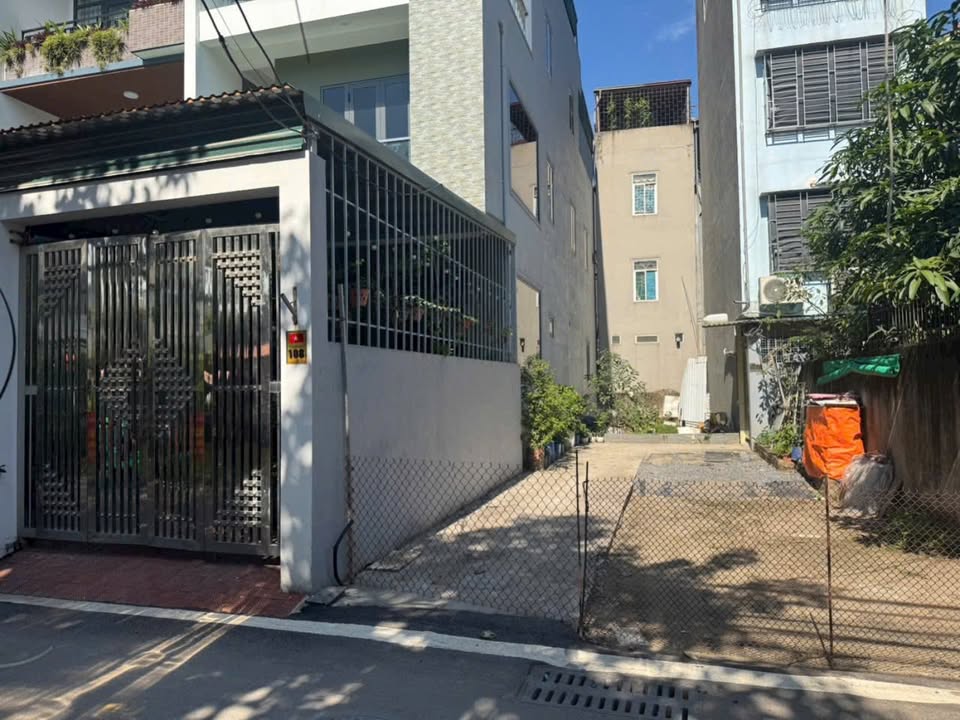 Đất Vân Canh Hoài Đức 36m² giá 5 tỷ - Kết nối thuận lợi, ô tô đỗ cửa!