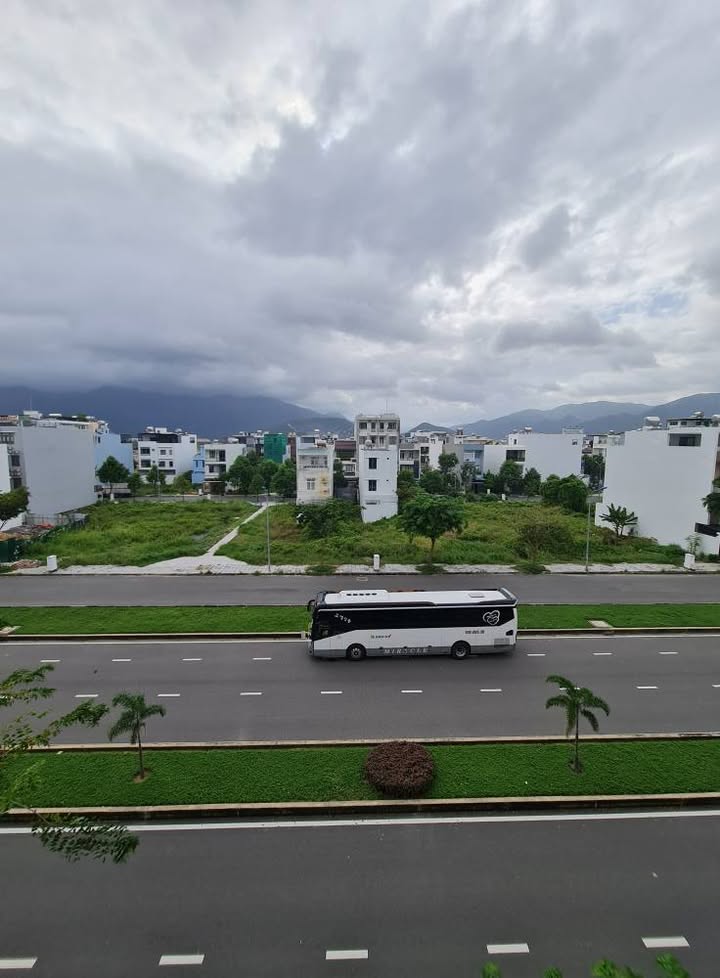 Nhà mặt tiền kinh doanh Võ Văn Kiệt, Phước Long, Nha Trang 100m² giá 16.5 tỷ - Cơ hội đầu tư vàng!