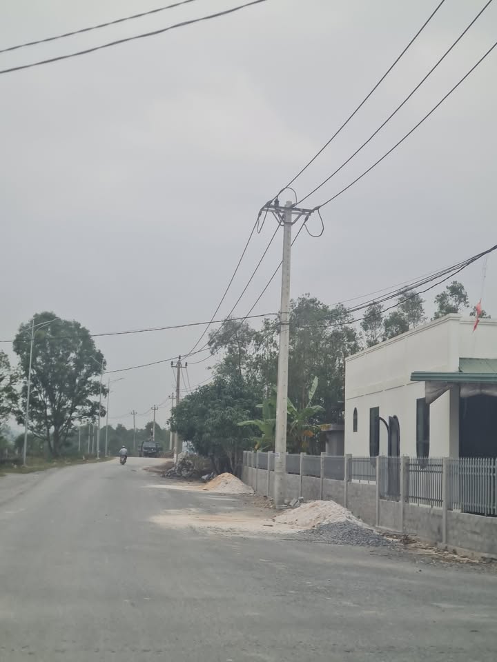 Đất nền mặt tiền Lâm Úy, Ba Đồn, Quảng Bình 264m² giá 1.1 tỷ - Kinh doanh đỉnh cao!