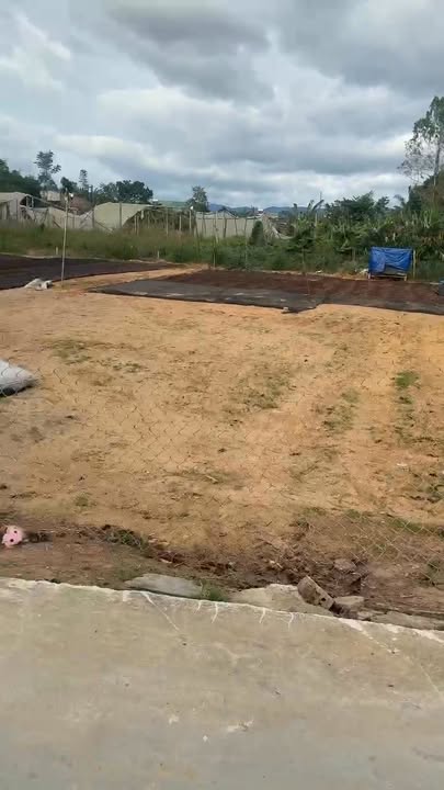 Đất thổ cư Hoàng Thị Loan, Đắk Hà 450m² giá 1 tỷ - Vị trí đắc địa gần chợ!