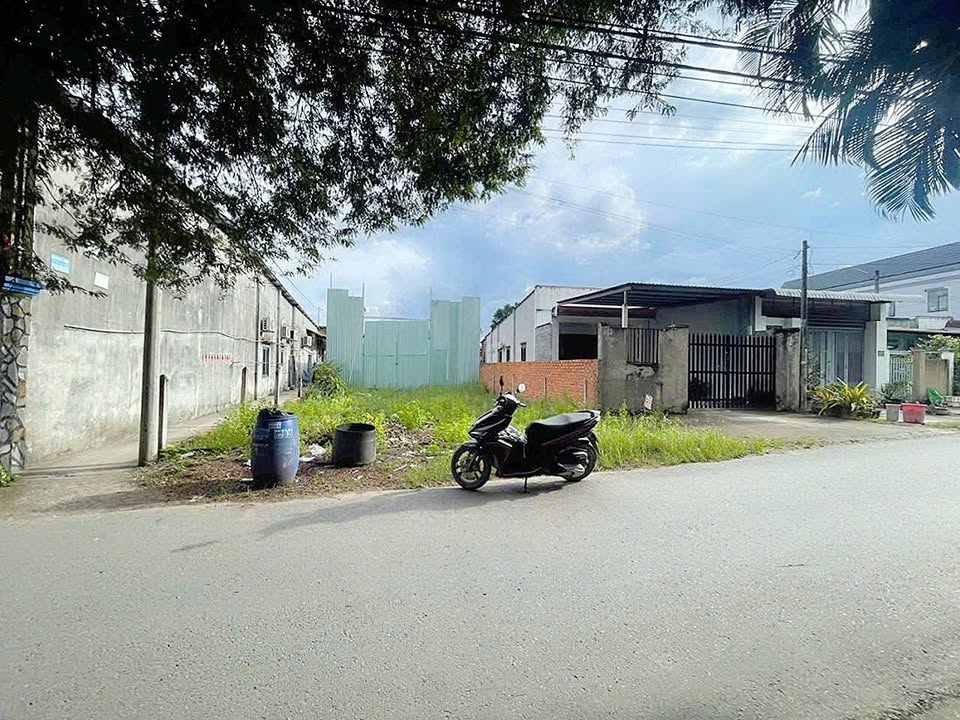 Đất mặt tiền đường số 12, Tân Thạnh Đông, Củ Chi 410m² giá 4.5 tỷ - Đầu tư tiềm năng!