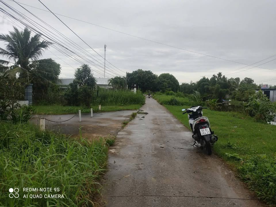 Đất nền An Xuyên Cà Mau 600m² giá 1.6 tỷ - Sổ đỏ chính chủ, đầy đủ tiện ích