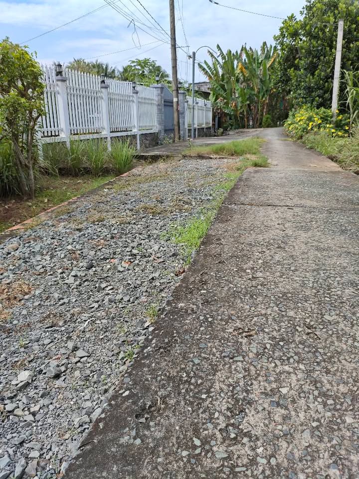 Nhà riêng xã Bình Phước, Vĩnh Long 401m² giá 1.4 tỷ - Sổ đỏ chính chủ, thương lượng!