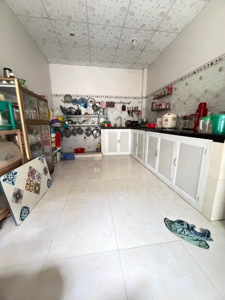 Nhà mặt tiền đường Ông Ích Khiêm, Phú Thủy, Phan Thiết 217m² giá 5 tỷ - Sẵn sàng vào ở ngay!