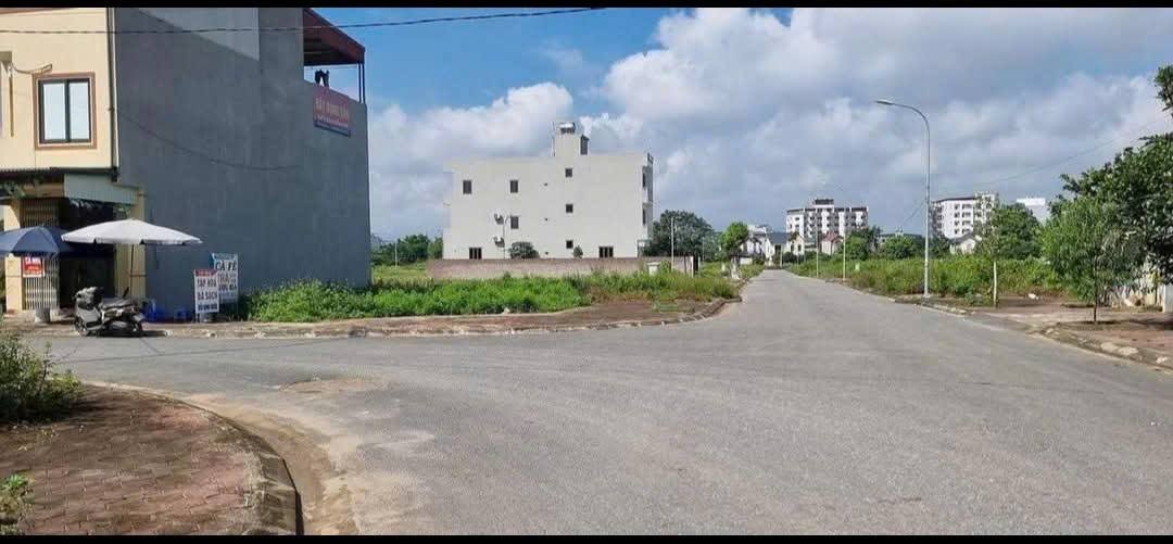 Đất nền Phú Cát Quốc Oai 100m² giá 2.2 tỷ - Sổ đỏ từng lô, pháp lý minh bạch!