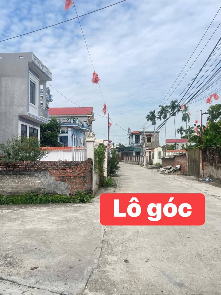 Đất nền lô góc Nam Trung 63.6m² giá chỉ 800 triệu - Đường rộng ô tô tránh nhau!