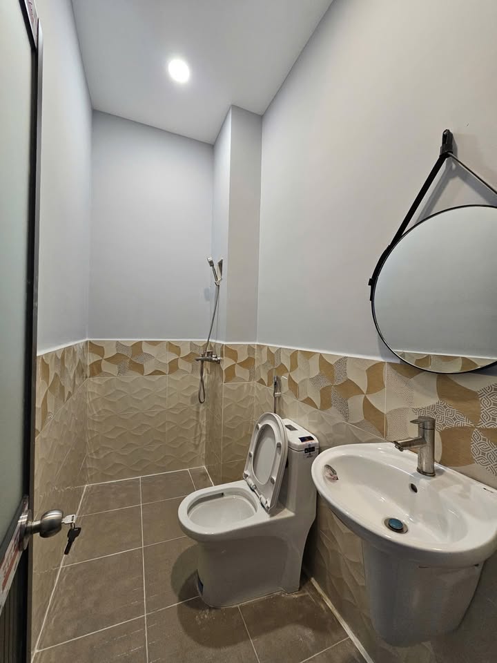 Phòng cho thuê giá rẻ tại Hẻm 140/22 Vườn Lài, Quận 12 - Chỉ 3.9 triệu/tháng!