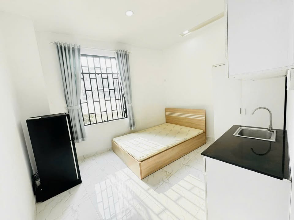 Phòng cho thuê tại Bình Thạnh 20m² giá chỉ 5.2 triệu - Căn góc thoáng mát