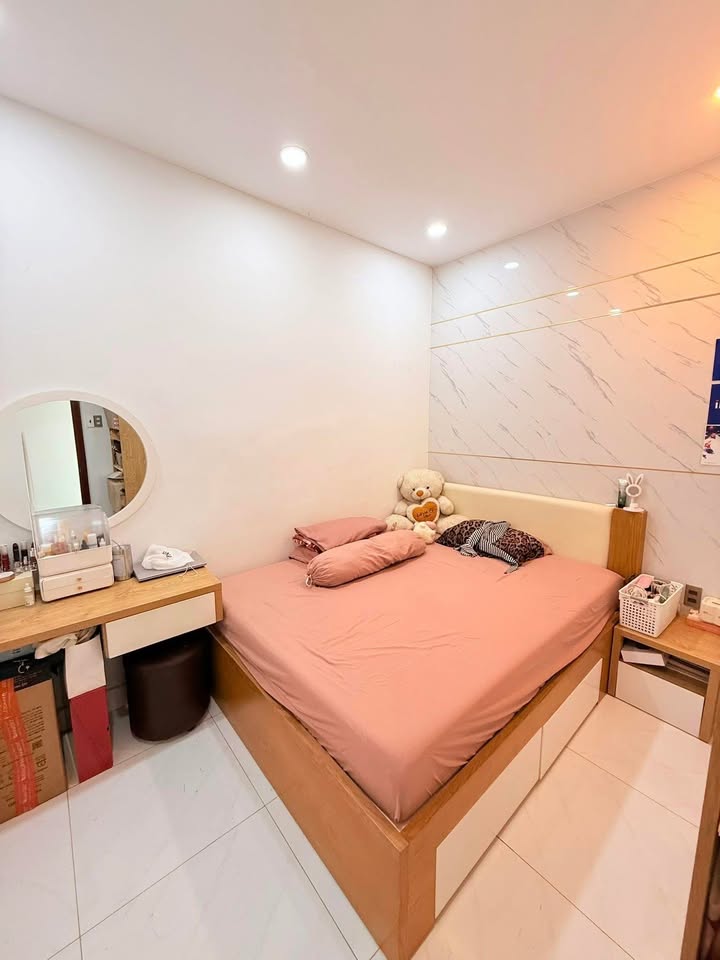 Nhà riêng 5 tầng quận Bình Thạnh 65m² giá 8 tỷ - Cơ hội đầu tư sinh lời!