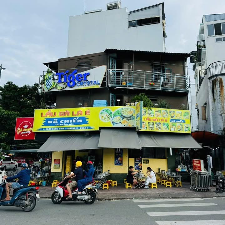 Nhà mặt tiền Rạch Bùng Binh, Quận 3, 35m² - Đầu tư sinh lời tuyệt vời!