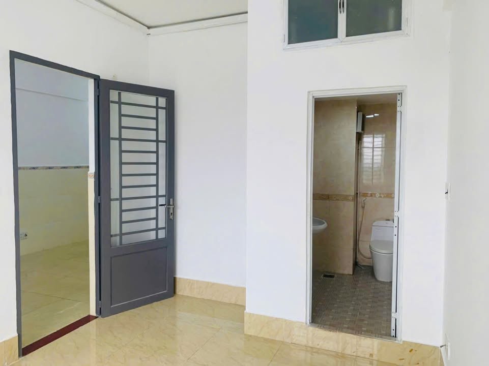 Căn hộ Cao ốc A Ngô Gia Tự Quận 10 65.4m² giá 3.9 tỷ - Thiết kế hợp lý, sẵn sàng vào ở!