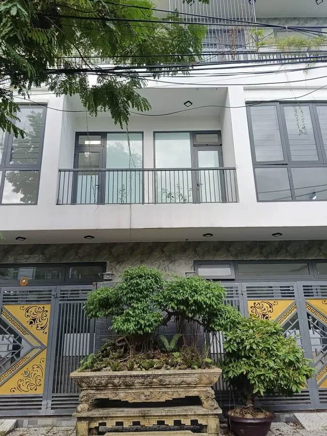 Đất lô góc Lý Nhật Quang - Nguyễn Khắc Cần 221m² giá 23.9 tỷ - Sổ hồng chính chủ