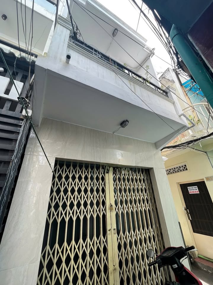 Nhà phố Phạm Ngũ Lão Q1 24m² giá 4.8 tỷ - Homestay 2 mặt hẻm thuận tiện kinh doanh!
