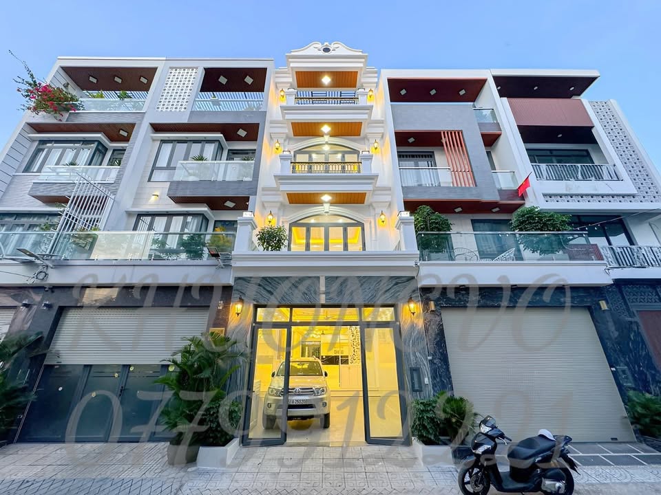 Nhà phố KDC Anh Tuấn đường Huỳnh Tấn Phát, Nhà Bè 85m² giá 9.39 tỷ - Sổ hồng riêng, hoàn công đầy đủ!