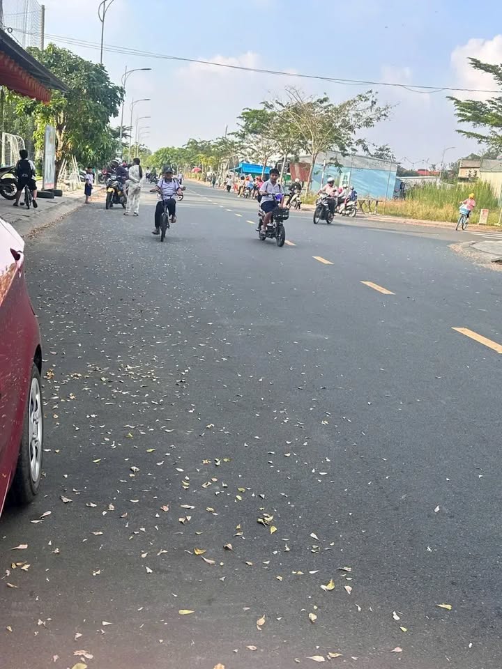 Đất nền mặt tiền đường Thoại Ngọc Hầu, Long Xuyên, 237m² - Vị trí đắc địa cho kinh doanh!