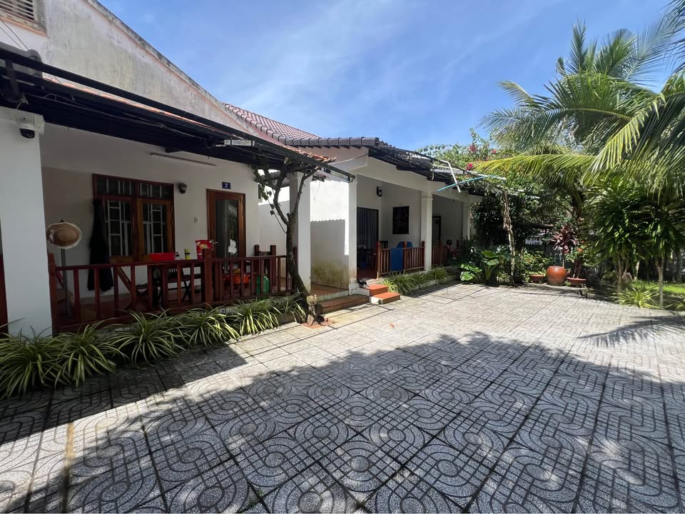 Bán gấp Farm Bungalow Cầu Bà Phong, Trần Hưng Đạo, 1800m² giá 35 tỷ - Đầu tư sinh lời ngay!