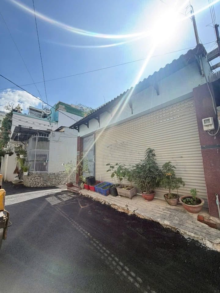 Nhà góc 2 mặt tiền đường Nguyễn Thị Búp, 97.5m² giá 4.85 tỷ - Cơ hội đầu tư không thể bỏ qua!