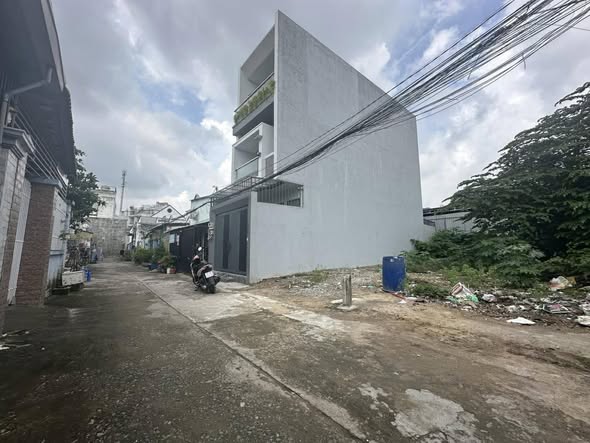 Đất Phước Long B Thủ Đức 62m² giá 4 tỷ - Tiện xây mới ngay!