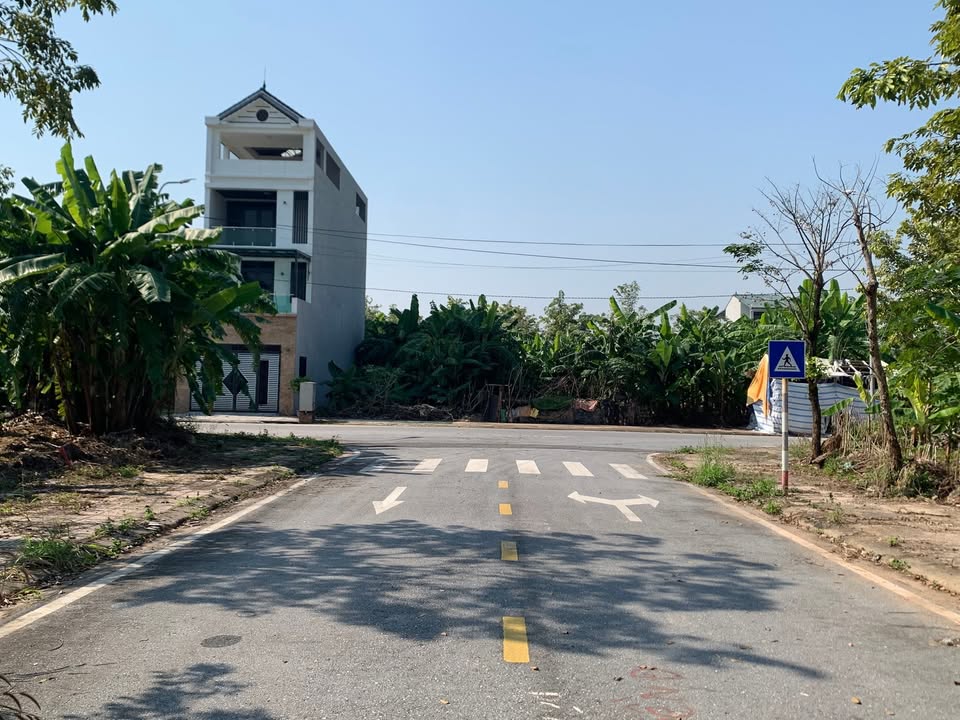 Đất nền Hội Hợp Vĩnh Yên 100m² giá 2 tỷ - Tiềm năng đầu tư lớn!