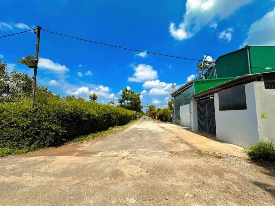 Nhà mặt tiền D2 Eatu Km12, Tân An, Buôn Ma Thuột 125m² - Giá chỉ 1.1 tỷ