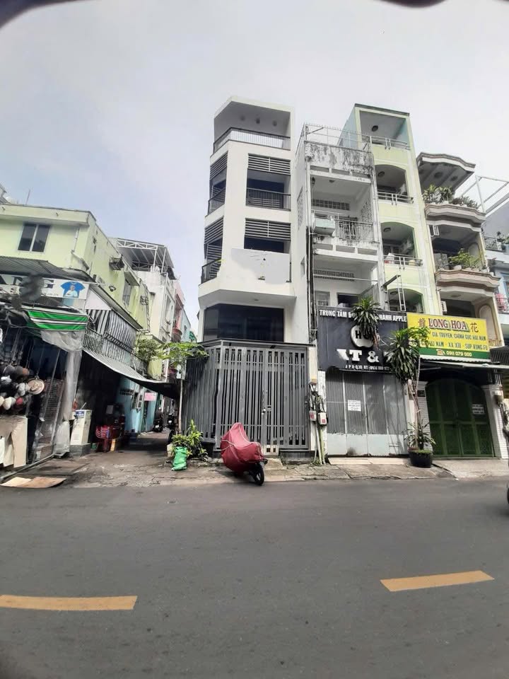 Nhà góc cho thuê 2 mặt tiền Nhật Tảo, Q.10 - Phù hợp kinh doanh