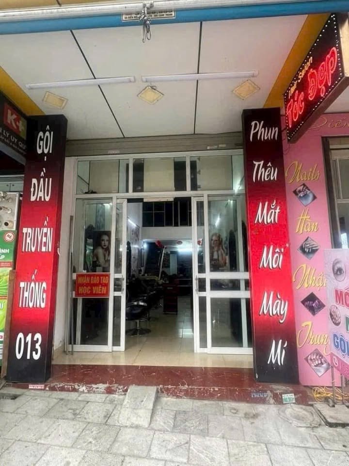 Nhà mặt tiền khu vực Cốc Lếu, Lào Cai 31m² giá 3.68 tỷ - Kinh doanh thuận lợi!