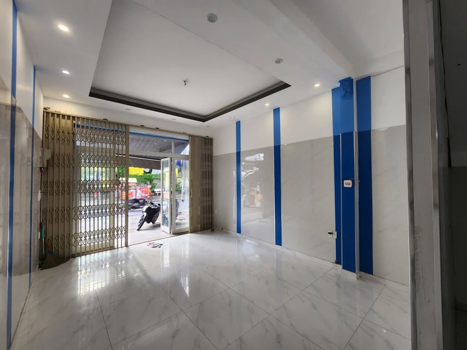 Cho thuê nhà mặt tiền đường Dũng Sĩ Thanh Khê, Đà Nẵng 80m² - Vị trí đắc địa cho kinh doanh!