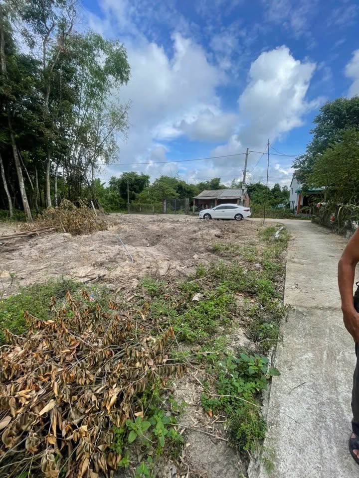 Đất nền Tam Anh Bắc 1200m² giá 750 triệu - Pháp lý rõ ràng, tiện ích đầy đủ!