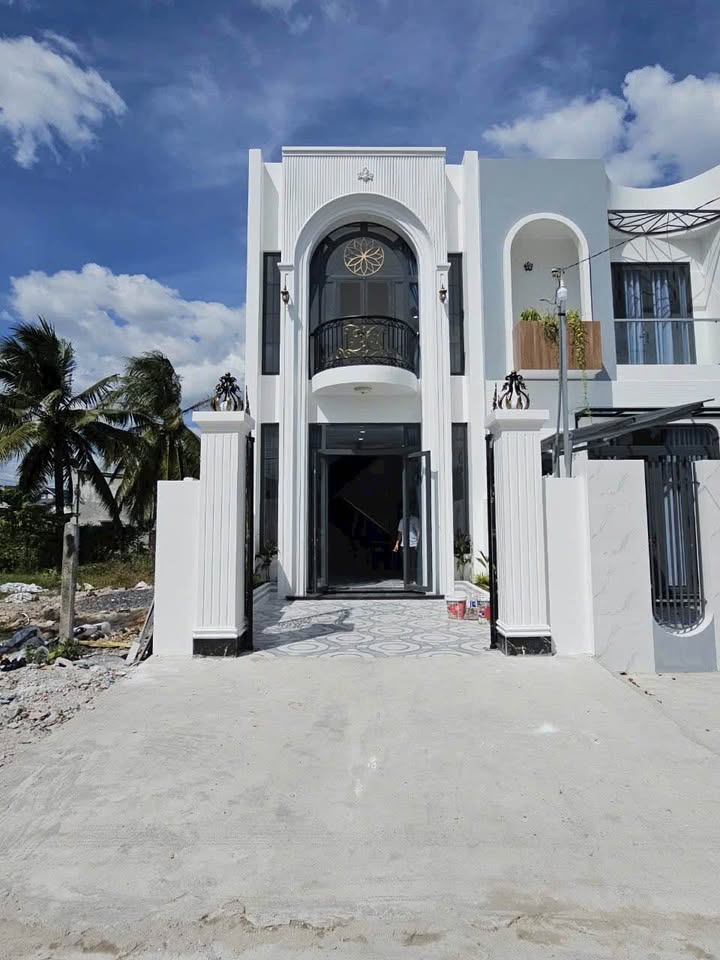 Nhà lầu khu phố Trường An, Long Hoa 81m² giá 1.79 tỷ - Thiết kế hiện đại, sẵn sàng ở!