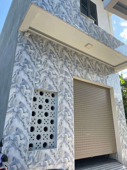 Nhà 2 tầng phường Hoàng Diệu 69.1m² giá chỉ 2 tỷ - Thiết kế hiện đại, vào ở ngay!