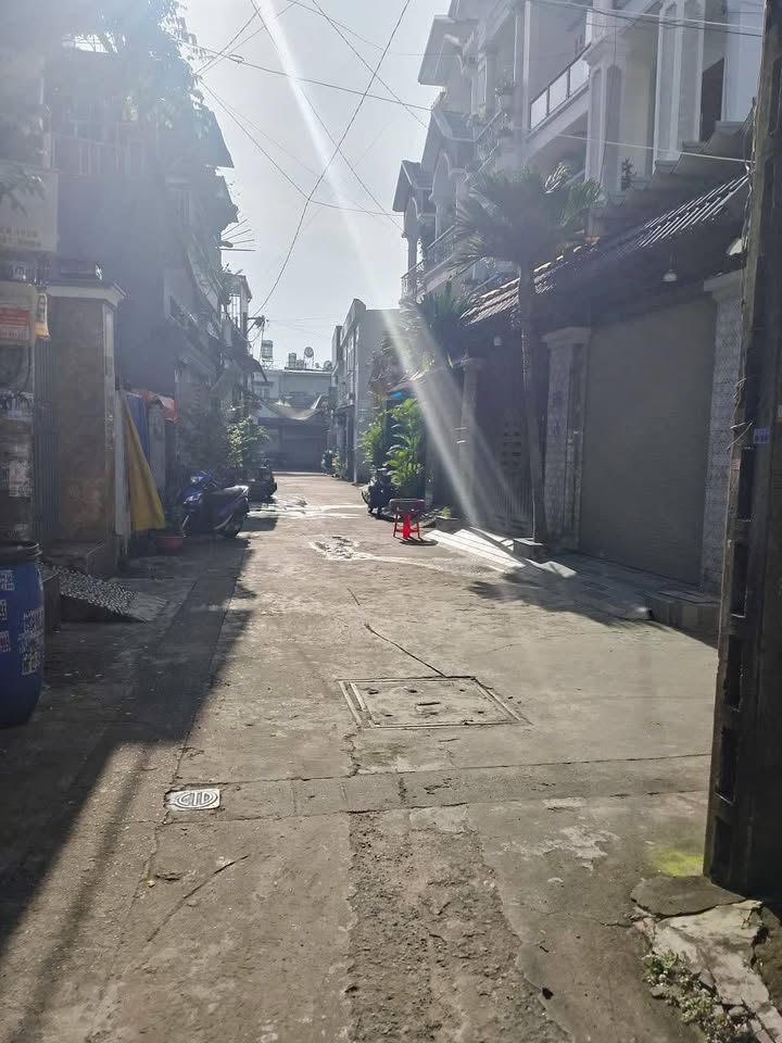 Nhà riêng 107/37/26 Hiệp Thành 45, quận 12, giá 3 tỷ - Tiện ích xung quanh đầy đủ!