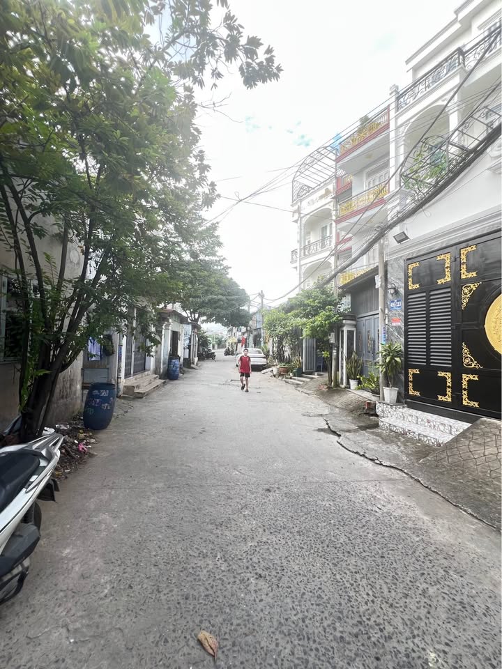 Nhà phố Hiệp Thành, quận 12, 70m² giá 5.6 tỷ - Kinh doanh đỉnh cao!