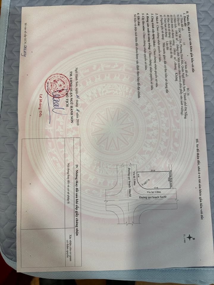 Bán đất lô góc 200m² tại Đà Nẵng - Giá chỉ 15.3 tỷ, vị trí đắc địa!