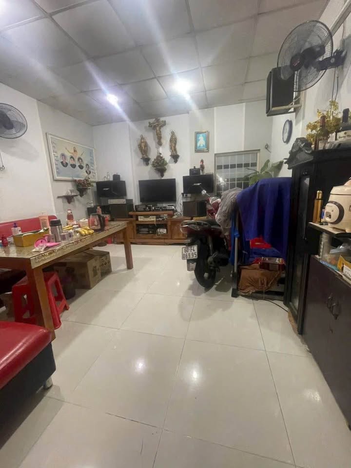 Nhà mặt tiền kinh doanh chợ P - Tân Biên 100m² giá 3.2 tỷ - Đầu tư sinh lời dễ dàng!