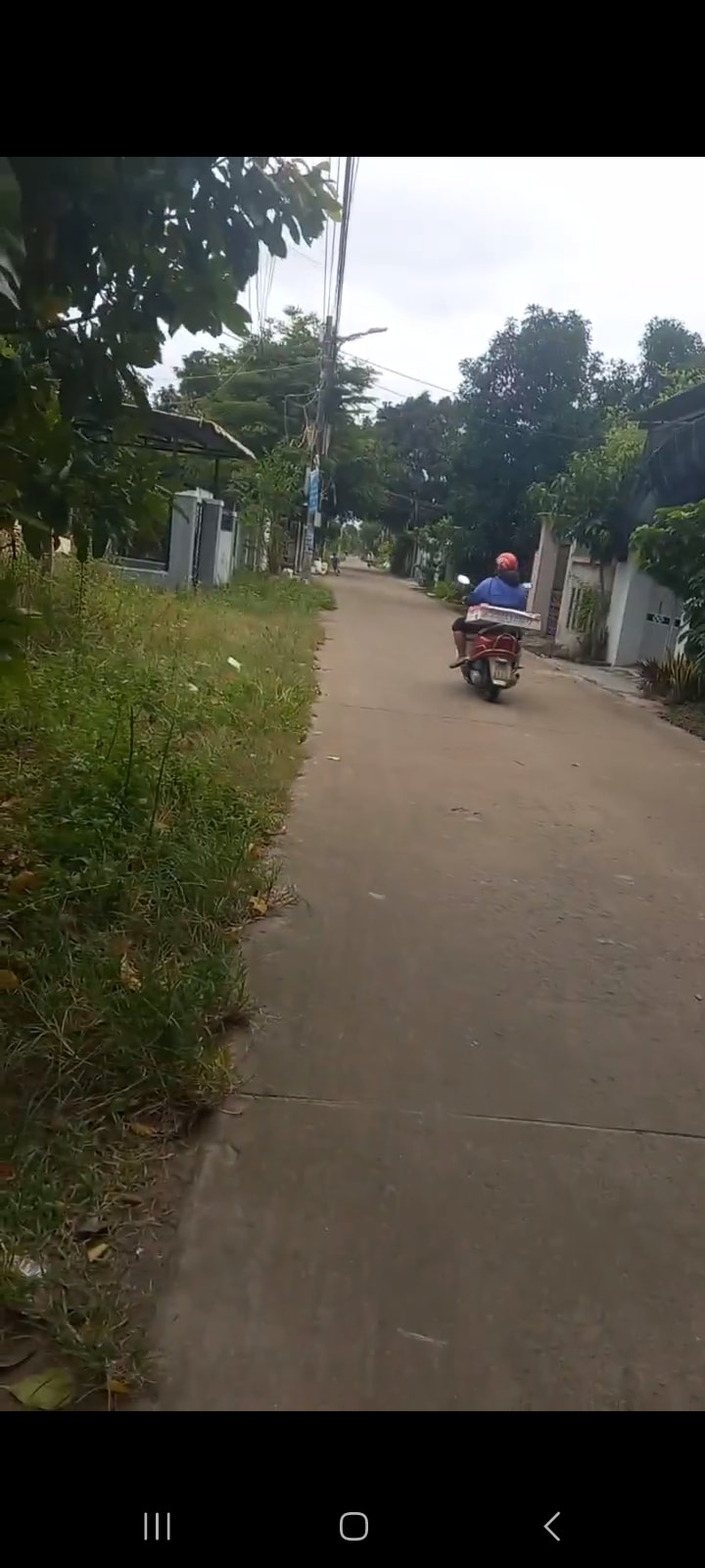 Đất nền Điện Ngọc 200m² giá 2 tỷ - Vị trí đắc địa gần trường học và chợ!