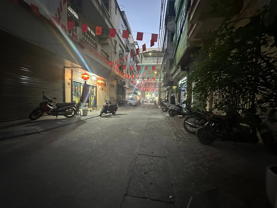 Nhà phân lô Quang Trung, Hà Đông 46m² - Ô tô đỗ cửa, an ninh tốt!