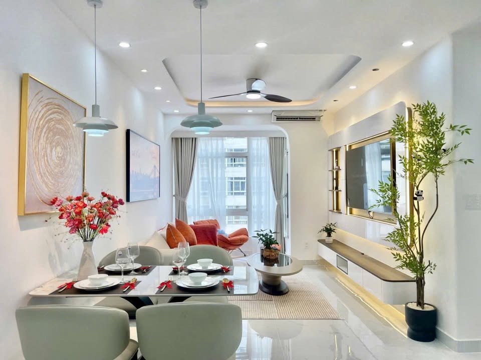 Căn hộ Sky Garden 3 quận 7 72m² giá 6 tỷ - Dòng tiền ổn định 26 triệu/tháng!