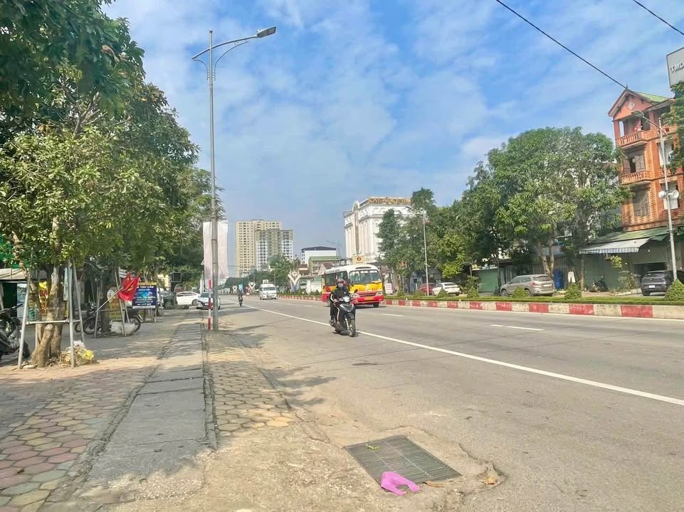 Nhà 2 tầng Trung Đô 150m² giá 6.15 tỷ - Vị trí đẹp, dễ thanh khoản!