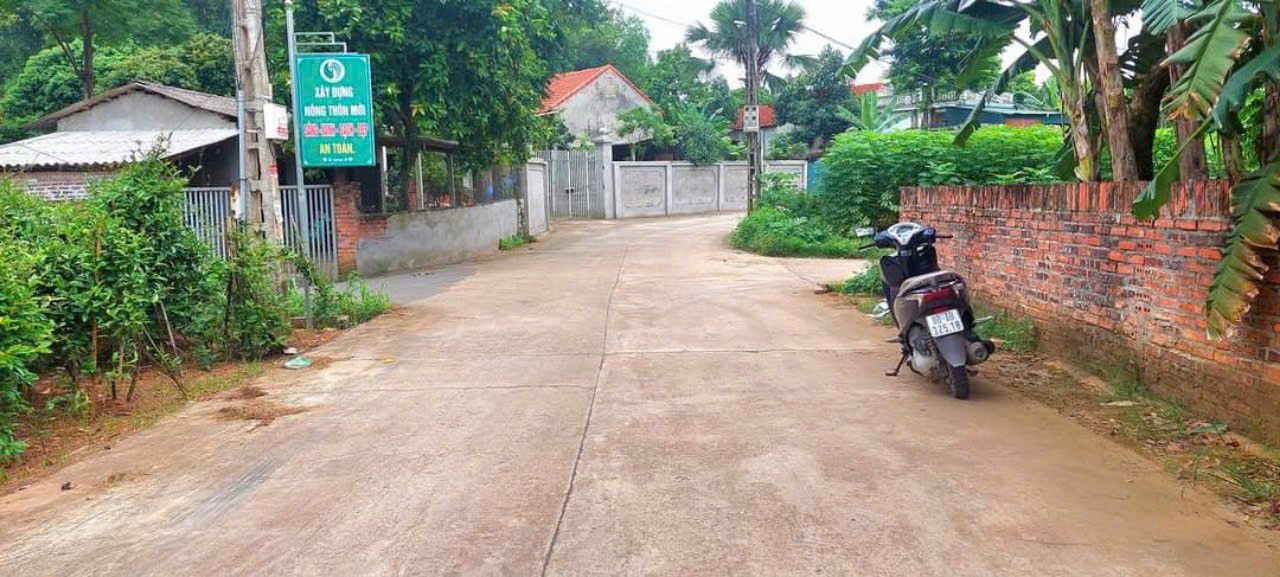 Đất nền thôn 1 Yên Lãng Mê Linh 126m² giá 3.78 tỷ - Sổ đỏ chính chủ, đường ô tô tránh