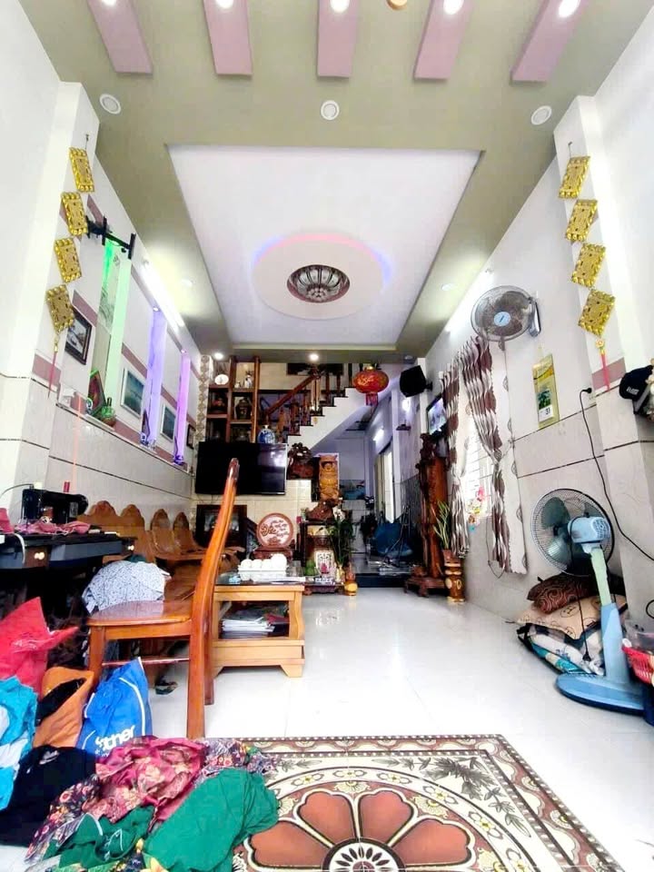 Nhà đẹp Quy Nhơn 125m² giá 3 tỷ - Gần chợ hoa Lư!