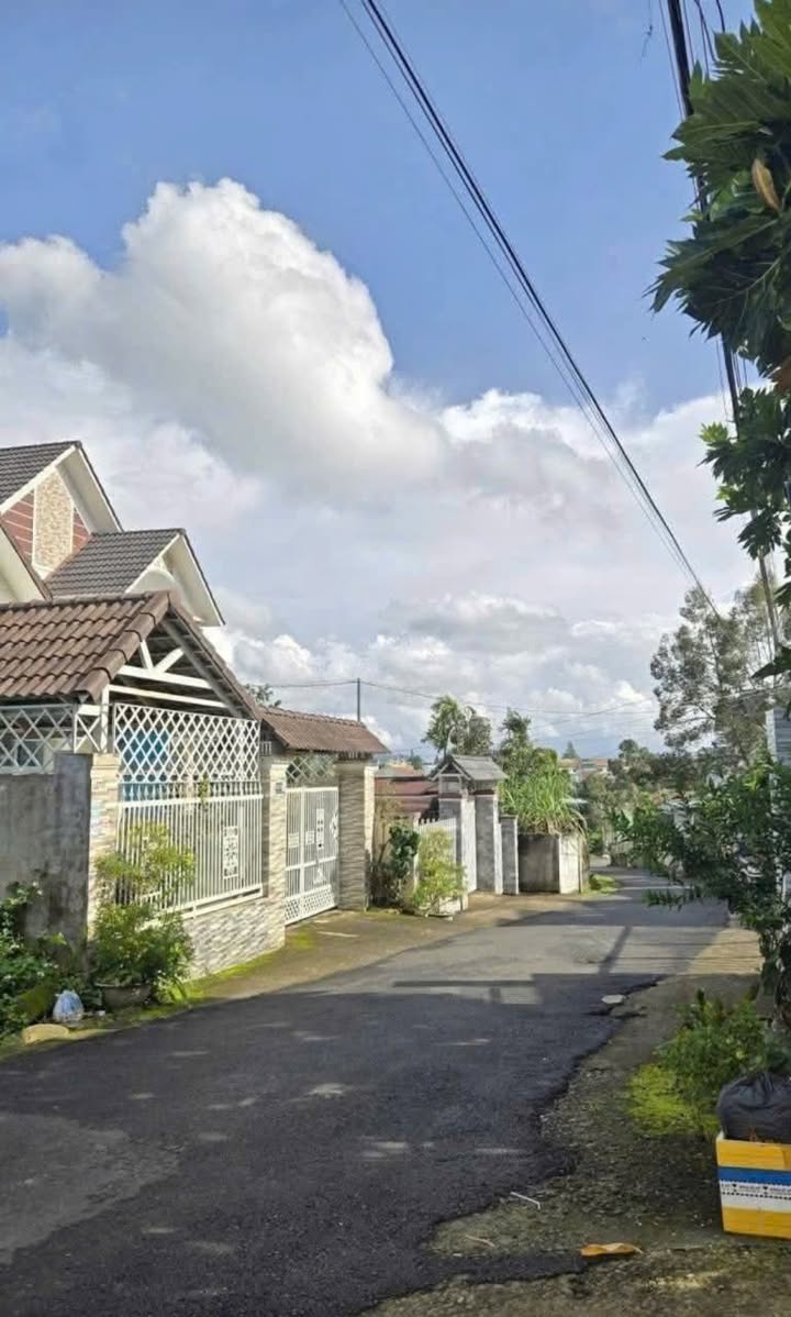 Nhà riêng hẻm Nguyễn Bỉnh Khiêm, Bảo Lộc 102m² giá 2.2 tỷ - Chính chủ bán gấp!