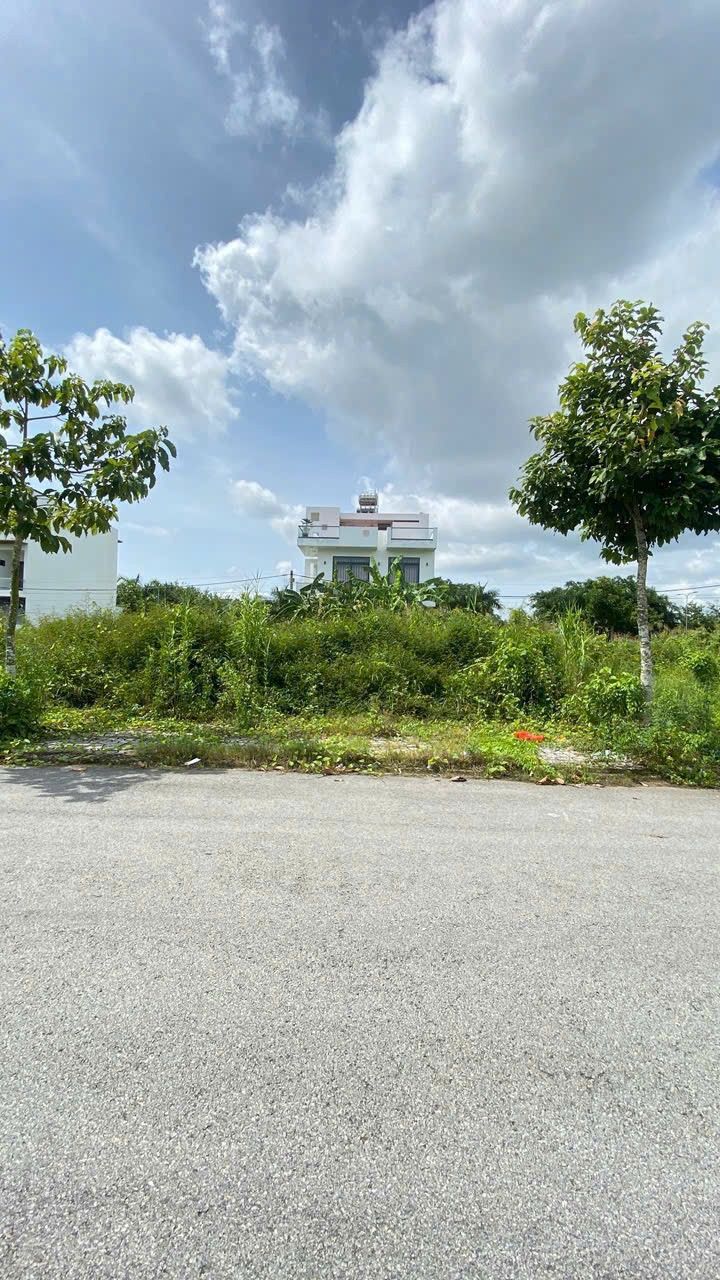 Đất nền biệt thự đường N21, Sóc Trăng 180m² giá 2 tỷ - Đầu tư sinh lời ngay!