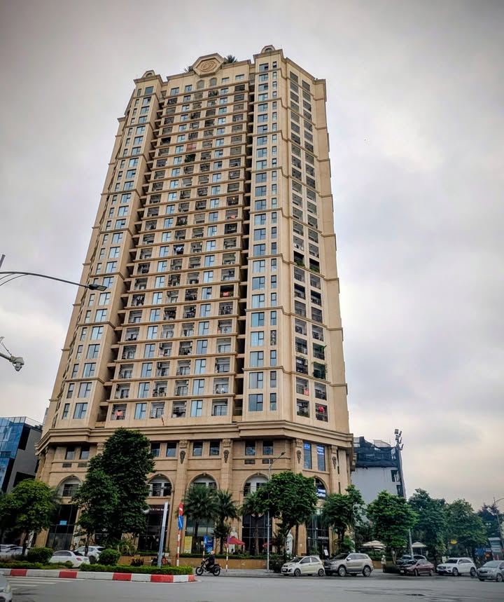 Căn hộ D'Eldorado 659A Lạc Long Quân 12 triệu - Full đồ, vào ở ngay!