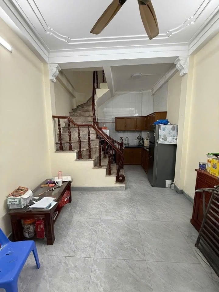 Nhà 4 tầng Phúc Tân 24m² giá 6 tỷ - Đầy đủ công năng, sổ đỏ chính chủ!