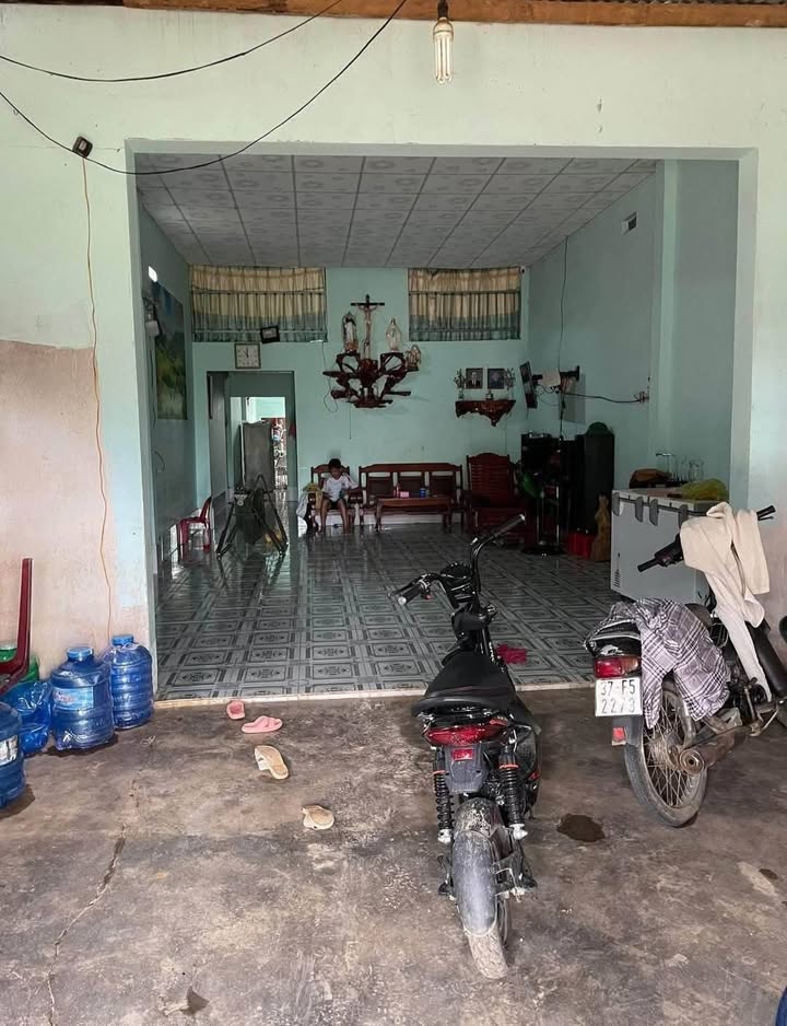 Nhà cấp 4 thôn 15, Lộc Thành, Bảo Lâm, 350m² giá 1.65 tỷ - Kinh doanh tốt!