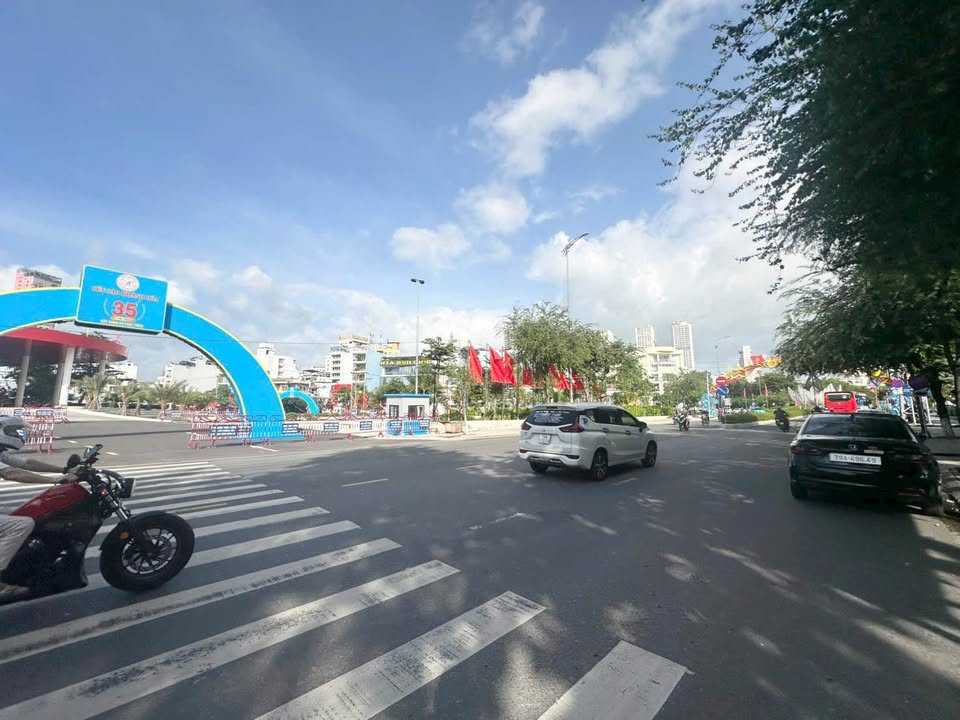 Đất hẻm ô tô đường Thái Nguyên Nha Trang 60m² - Vị trí đẹp, xây nhà ở ngay!