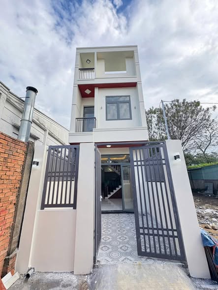 Nhà phố 2 tầng mới xây Đào Sư Tích, 73.2m² giá 4.25 tỷ - Gần Metro chỉ 5 phút!