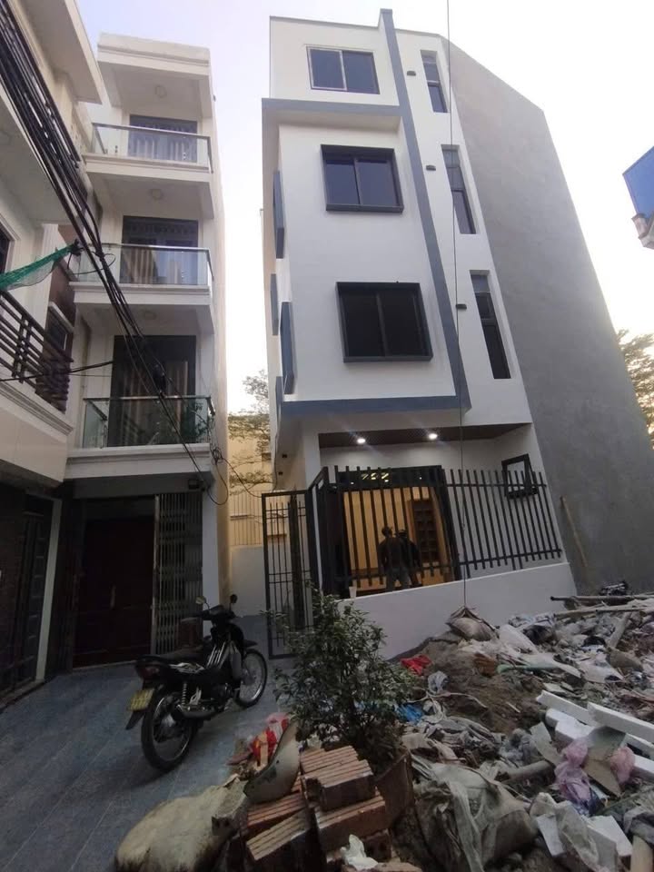 Nhà 4 tầng đường Võ Nguyên Giáp 46m² giá 2.38 tỷ - Thiết kế hiện đại, ô tô đỗ gần nhà!