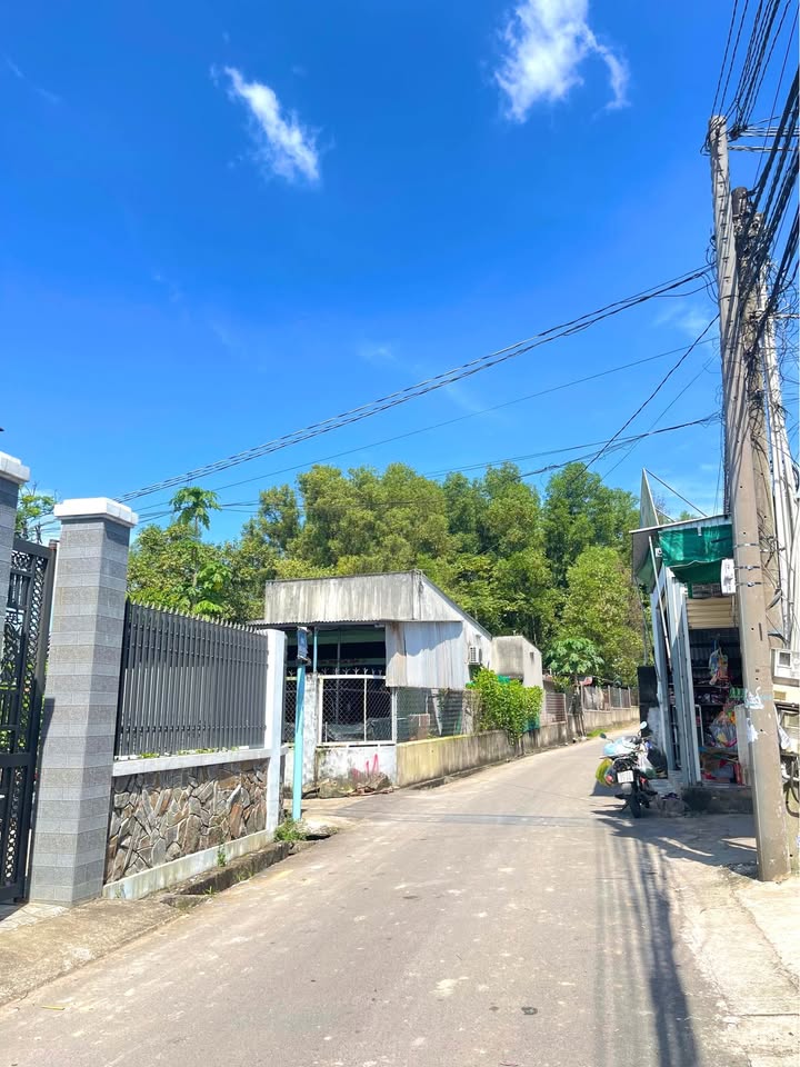 Nhà gác lửng Giang Điền 121m² giá 2 tỷ - Tặng nội thất sang trọng!