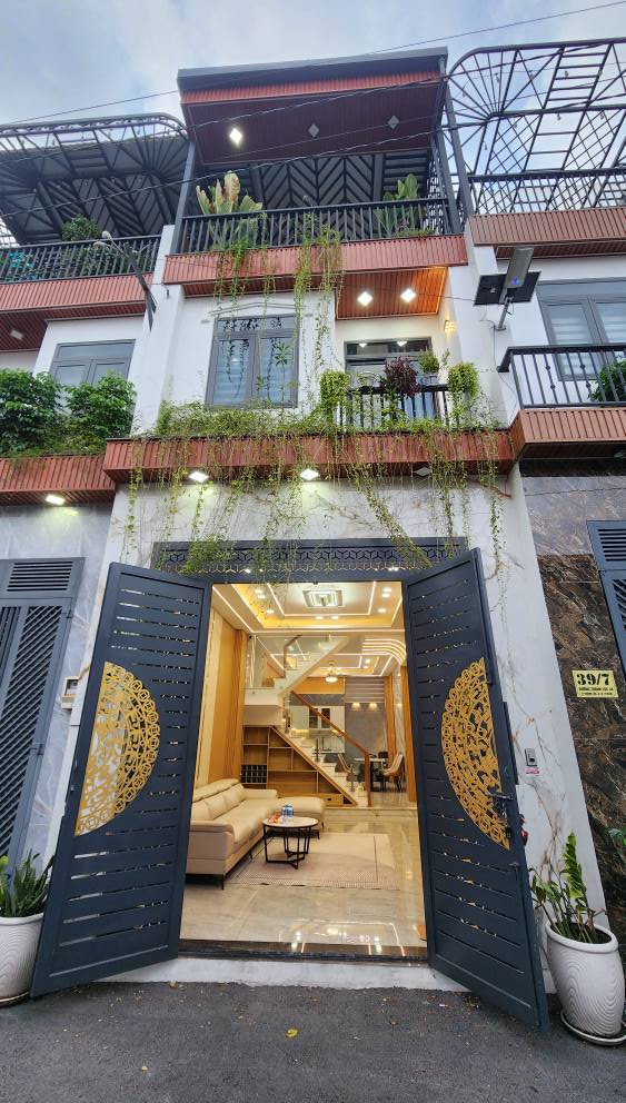 Nhà đẹp hẻm 1/ đường Hà Huy Giáp, quận 12 - Diện tích 60m², giá 5.5 tỷ, cực kỳ thuận tiện!